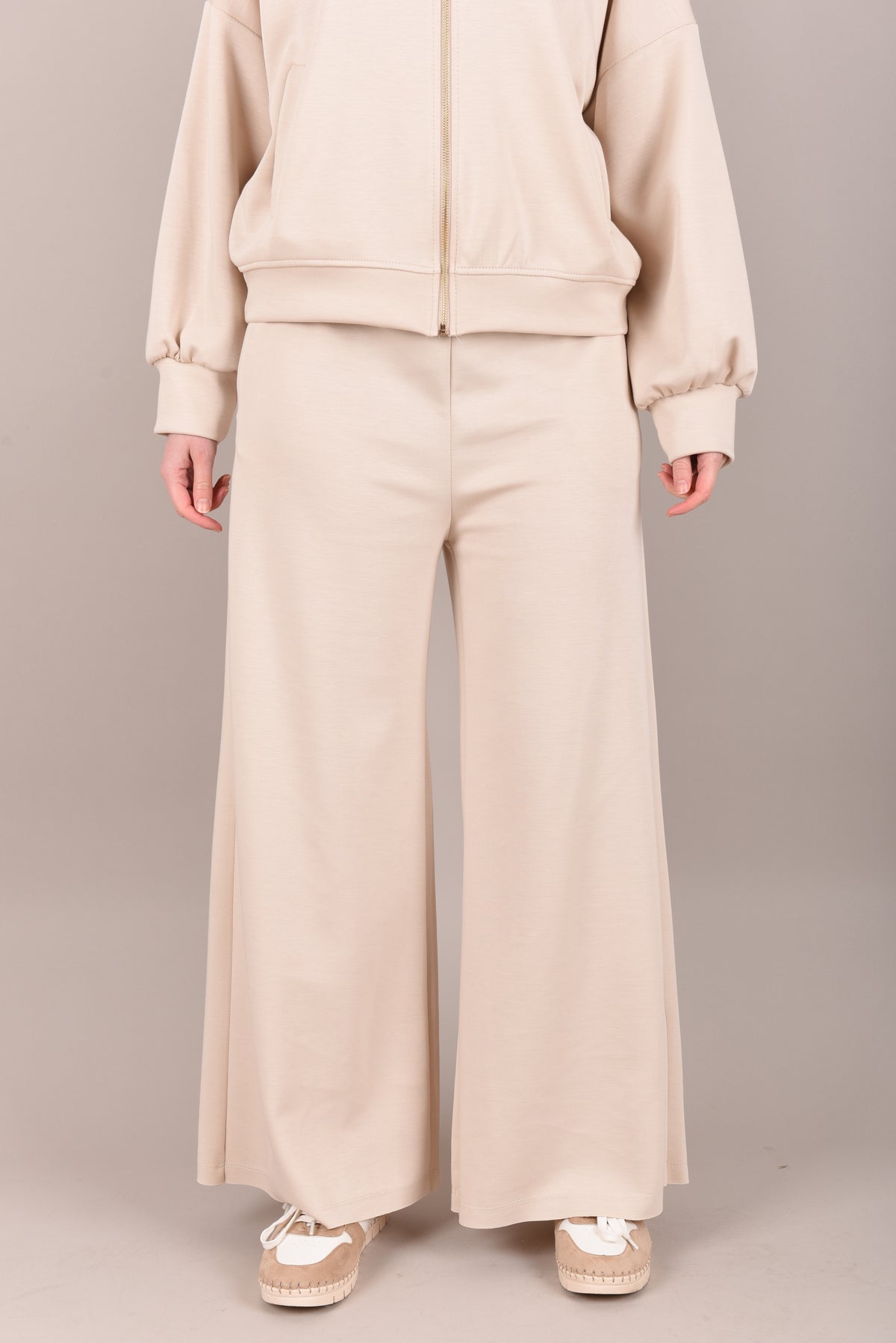 Basis Loungebroek in 4 kleuren