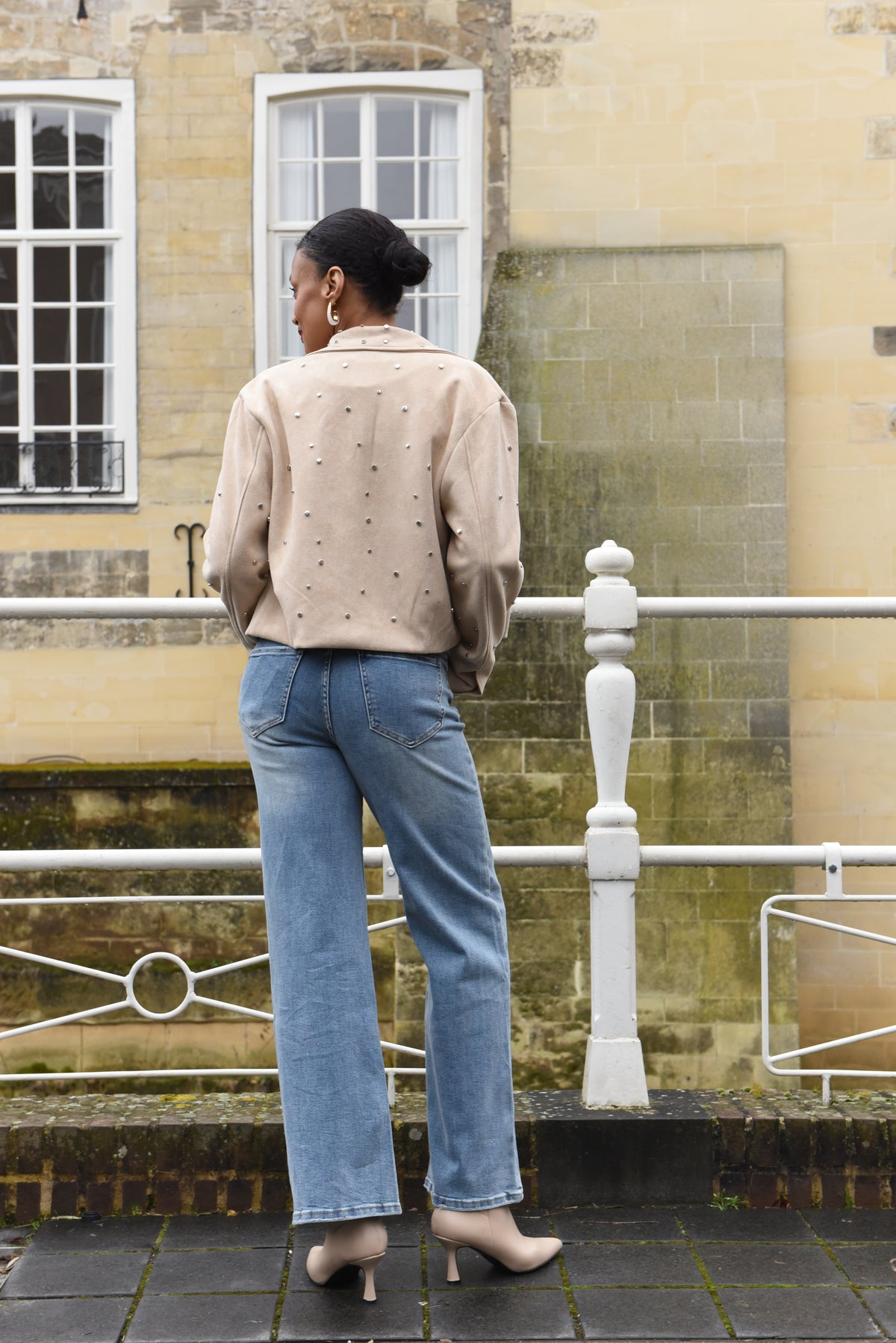 Nemi Jack suède look