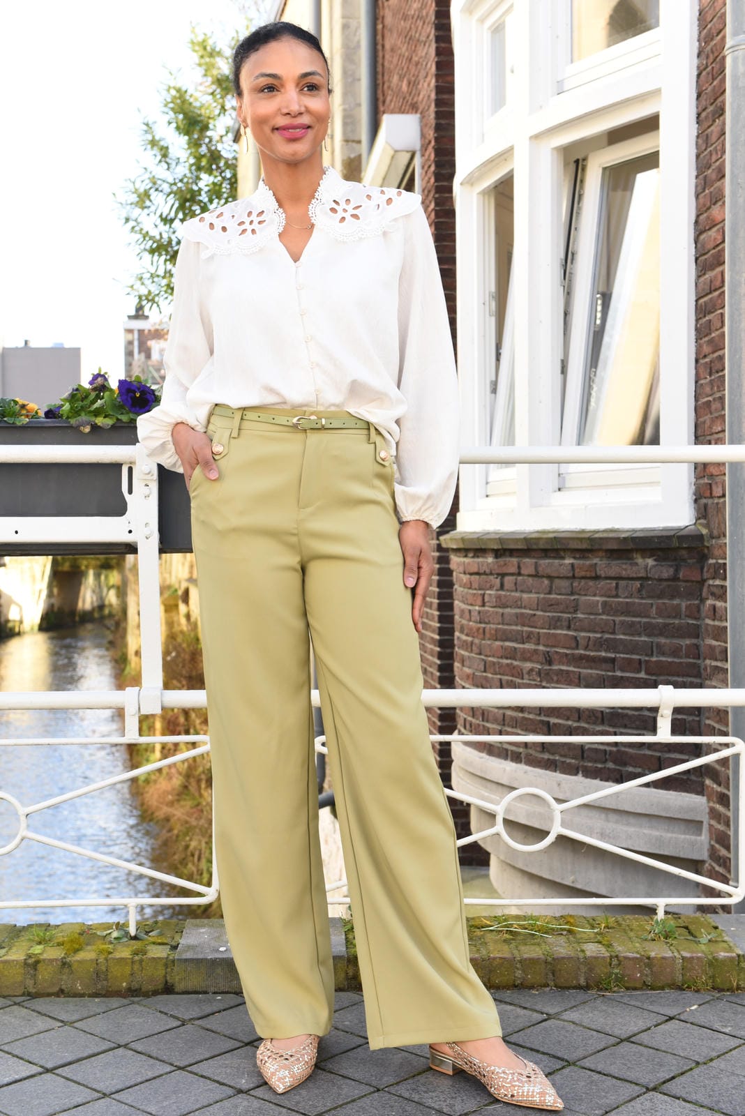 Tatum pantalon in de kleur pistache van polyester