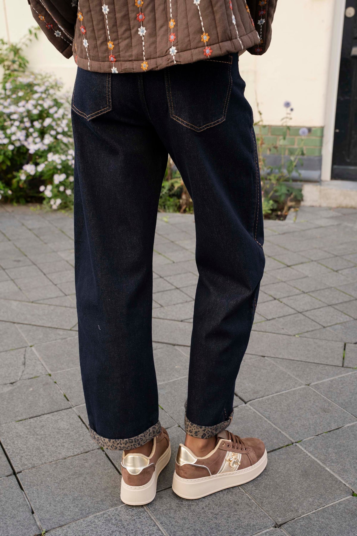 Dorevyn Balloon Jeans