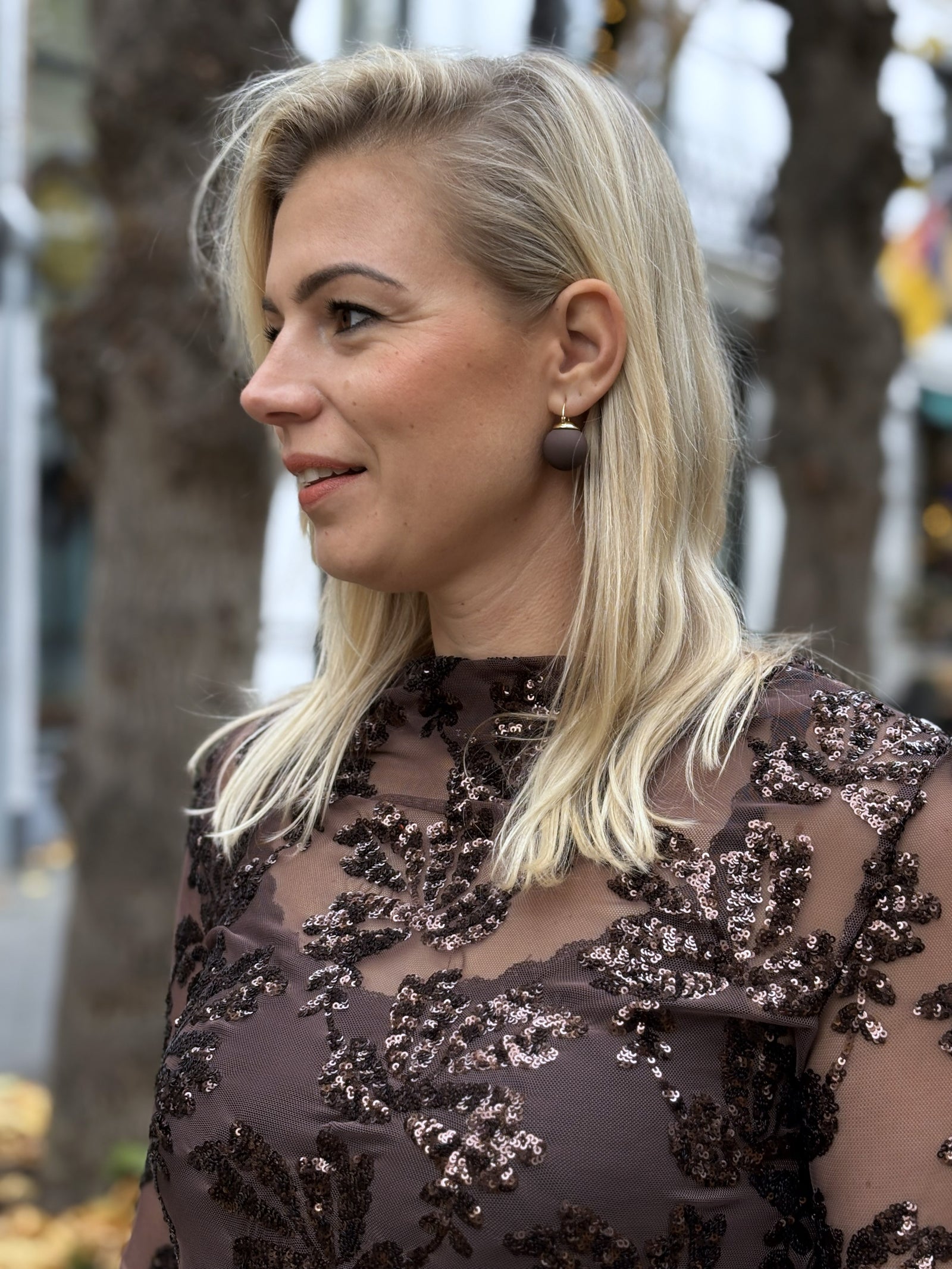 Pailletten truitje bruin