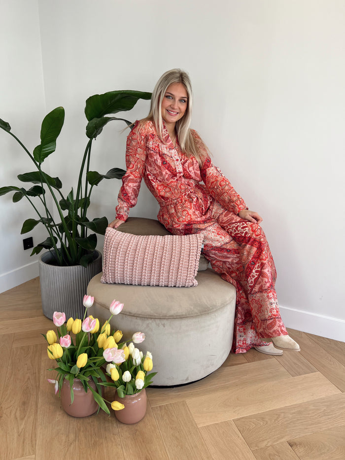 Rosy vibes