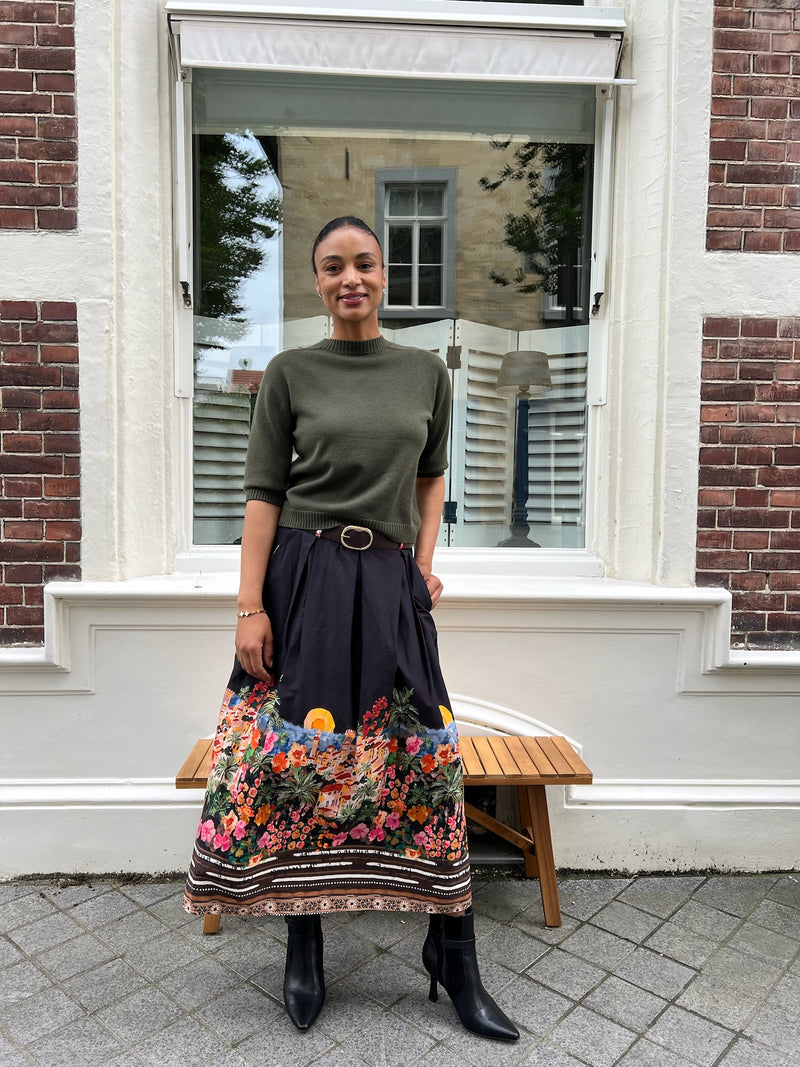 Frigiliana rok in 2 kleuren