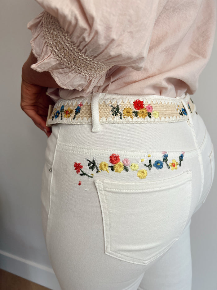 Blooming white
