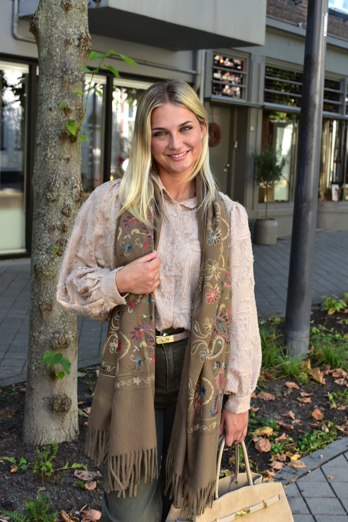 Clova sjaal in 2 kleuren