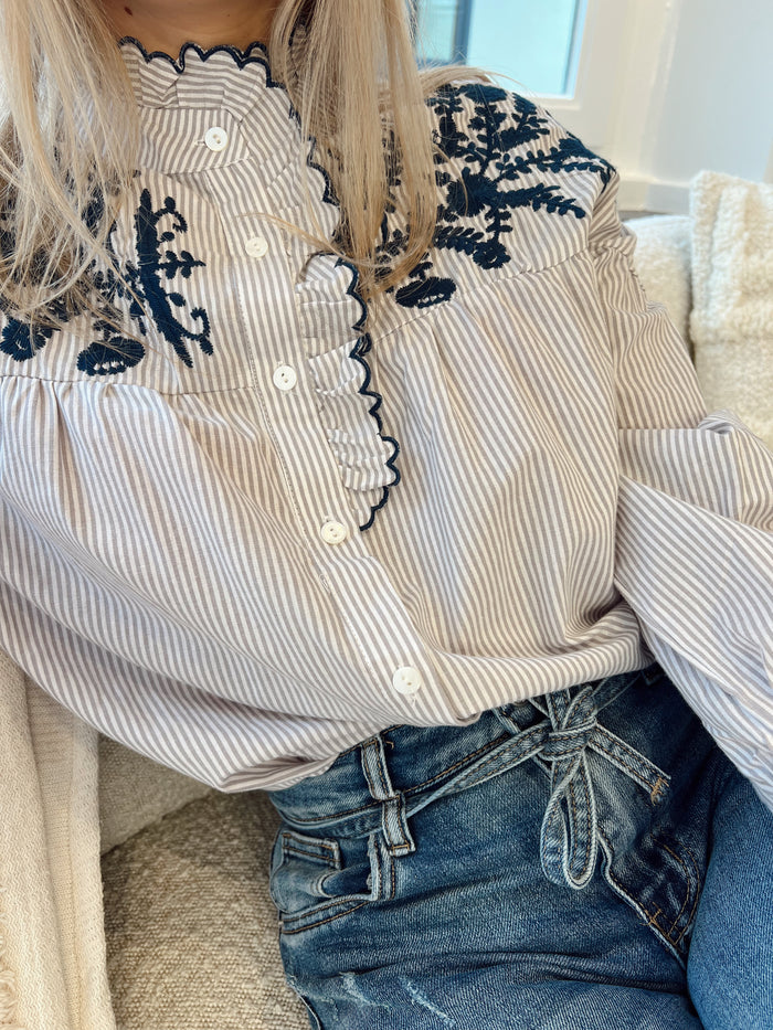 Tijdloze blouse