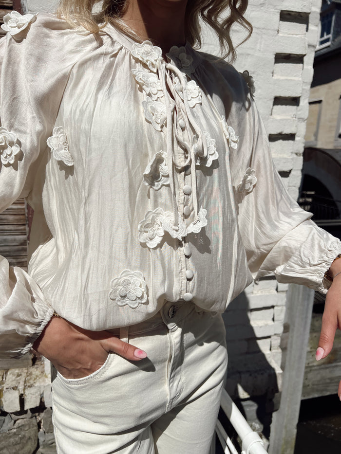 Daisy blouse