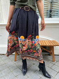Frigiliana rok in 2 kleuren