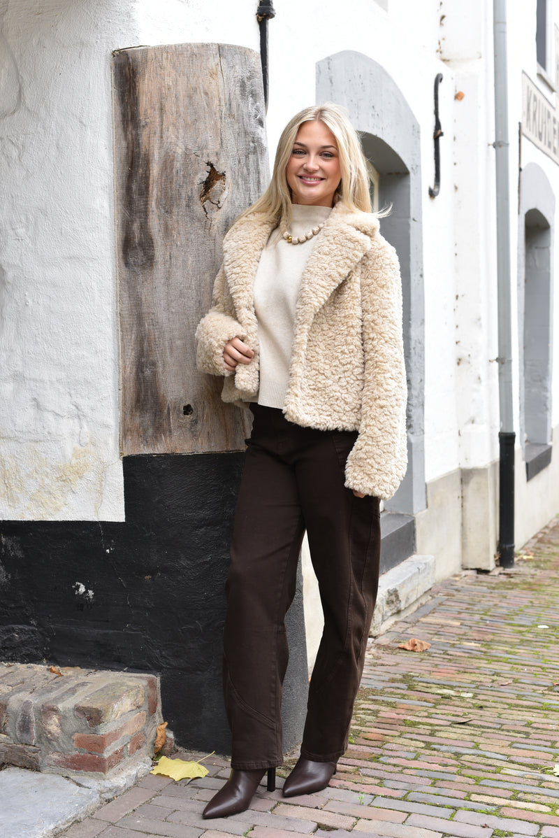 Teddy jas complete look