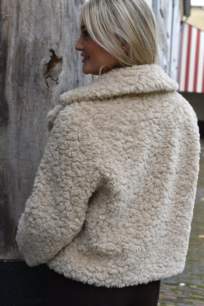 Teddy jas achterzijde