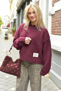 Life isn't perfect trui