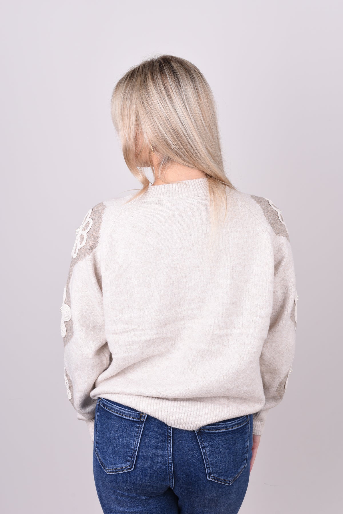 Flower trui in 2 kleuren