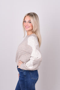 Flower trui in 2 kleuren