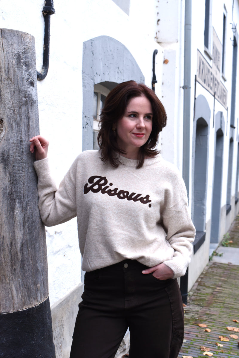 Bisous trui beige