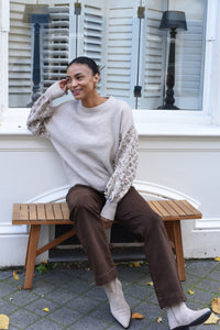 Festy trui beige stijlinspiratie