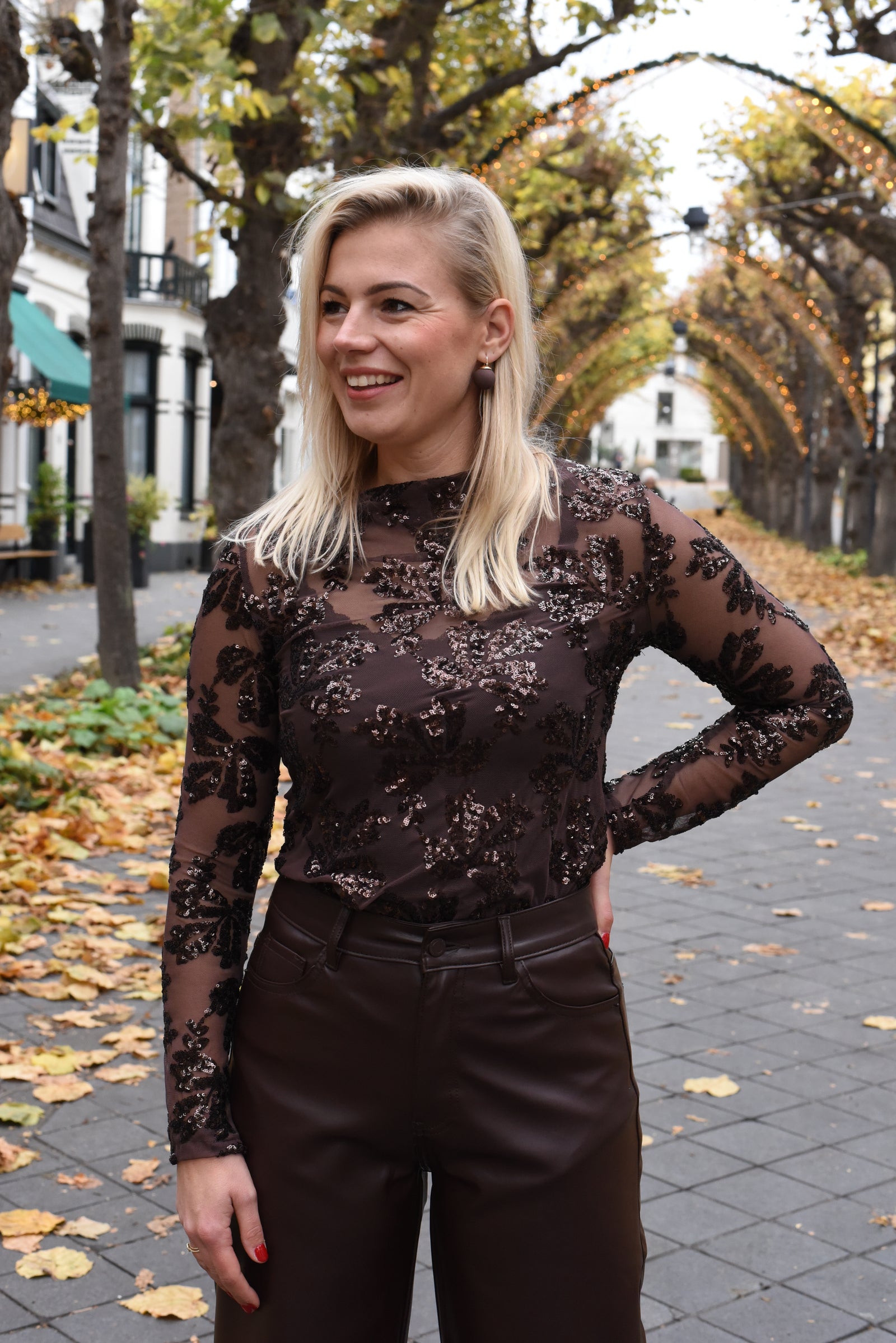 Pailletten truitje bruin