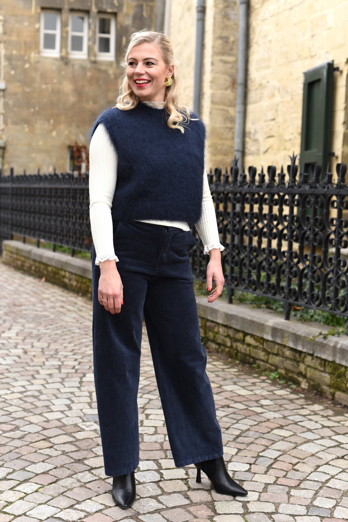 Juno corduroy broek donkerblauw