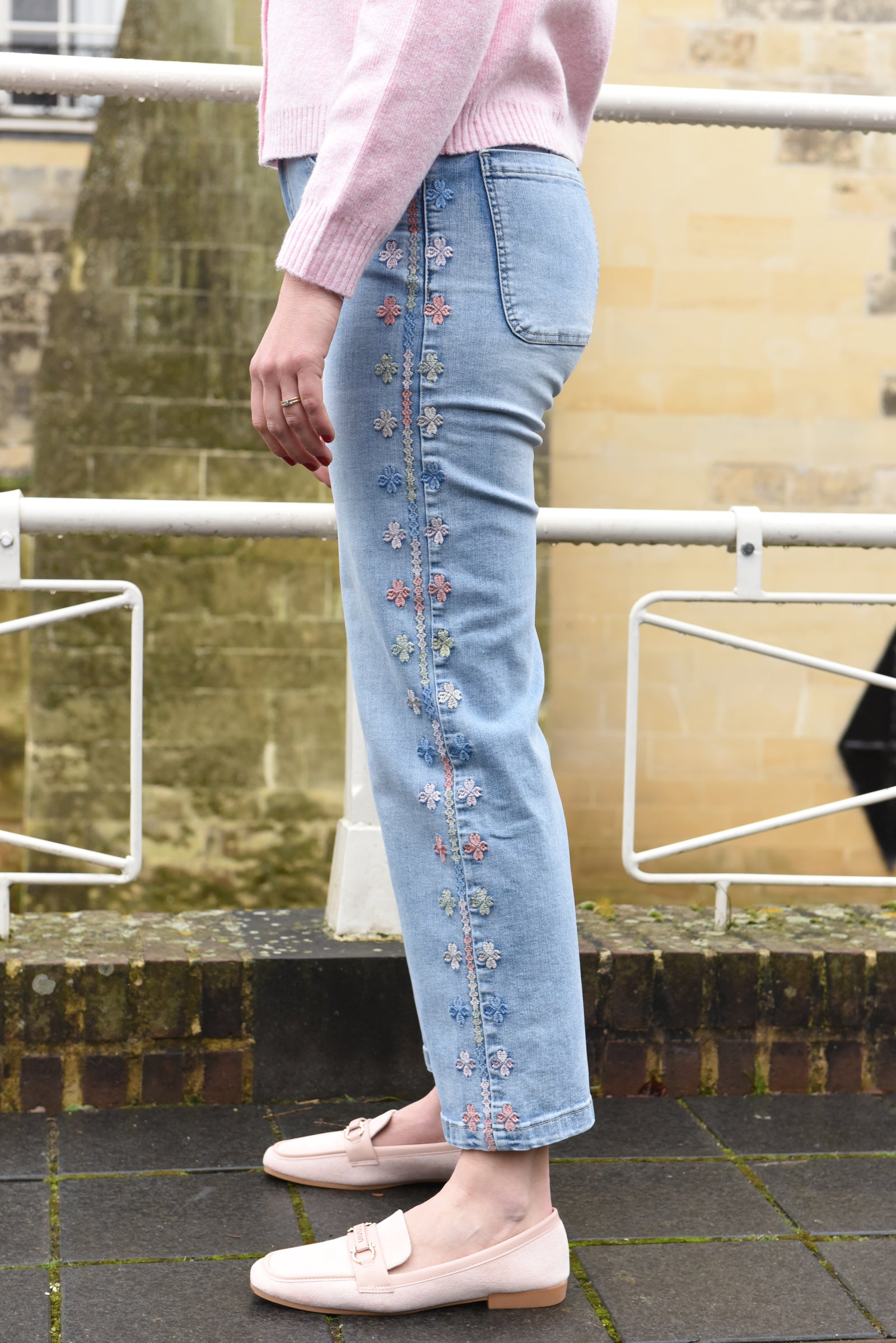 Mirex Jeans met borduurdetails