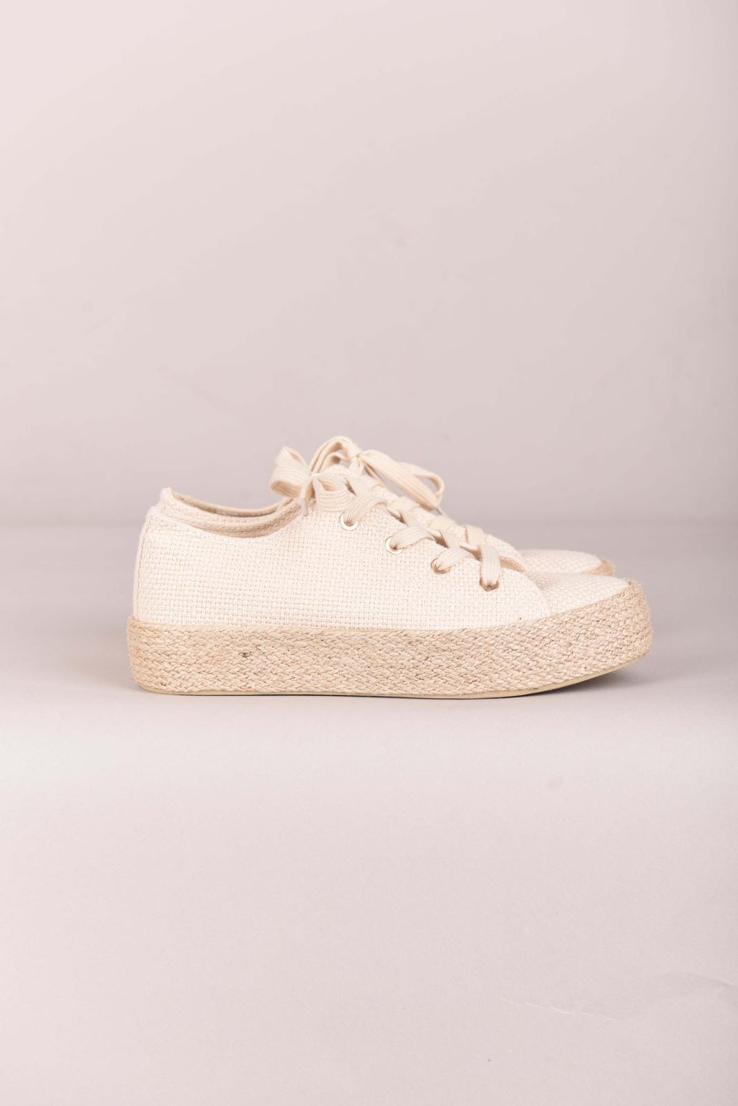 Canvas Sneakers 