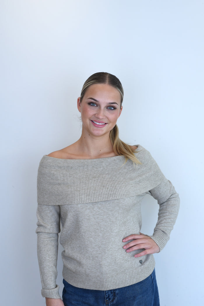 Kesia trui in 3 kleuren
