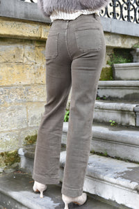 Ava jeans