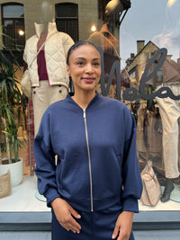 Aralez vest in 6 kleuren