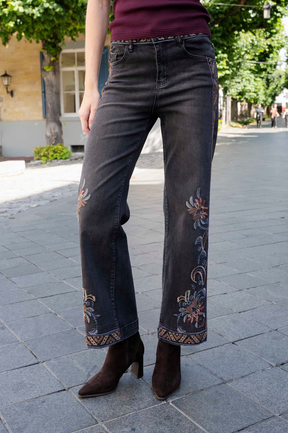Floral Embroidered Jeans