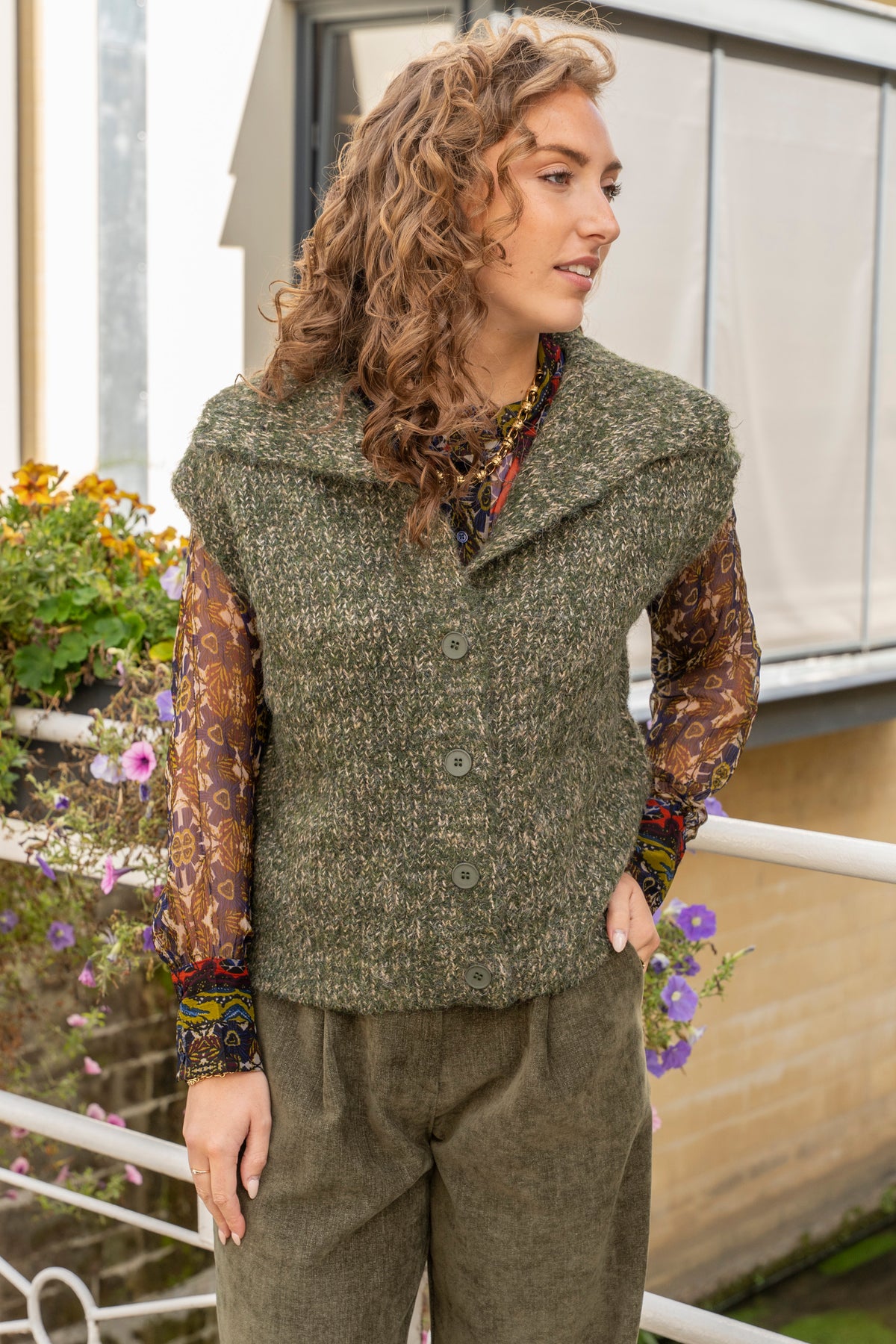 Bravelle Knit Vest